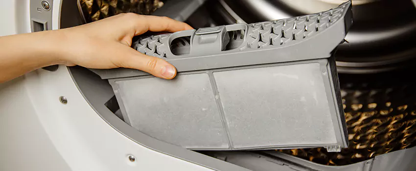 Signs Of A Clogged Dryer Lint Trap in Dania Beach, Florida